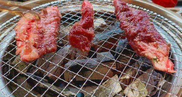 西塔老太太泥炉烤肉加盟怎么样
