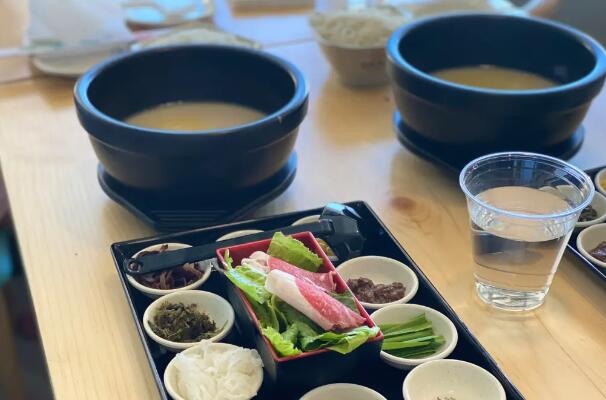 思味园云南过桥米线